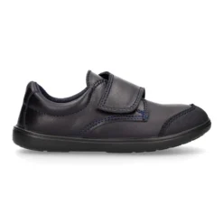 Colegial niños tipo Blucher sin cordones y con puntera reforzada en piel lavable.