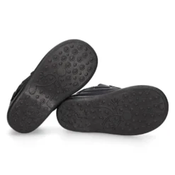 Colegial niño tipo Náutico piel lavable sin cordones.