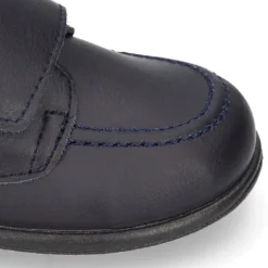 Colegial niño tipo Náutico piel lavable sin cordones.