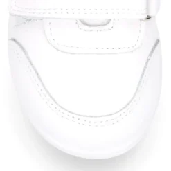 Deportiva colegial niños clásica sin cordones y puntera reforzada en piel lavable.