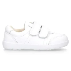 Deportiva colegial niños clásica sin cordones y puntera reforzada en piel lavable.