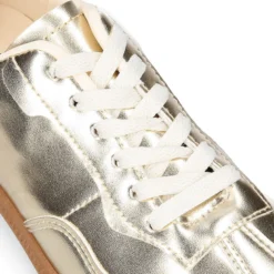 Deportiva moda mujer con cordones en color oro
