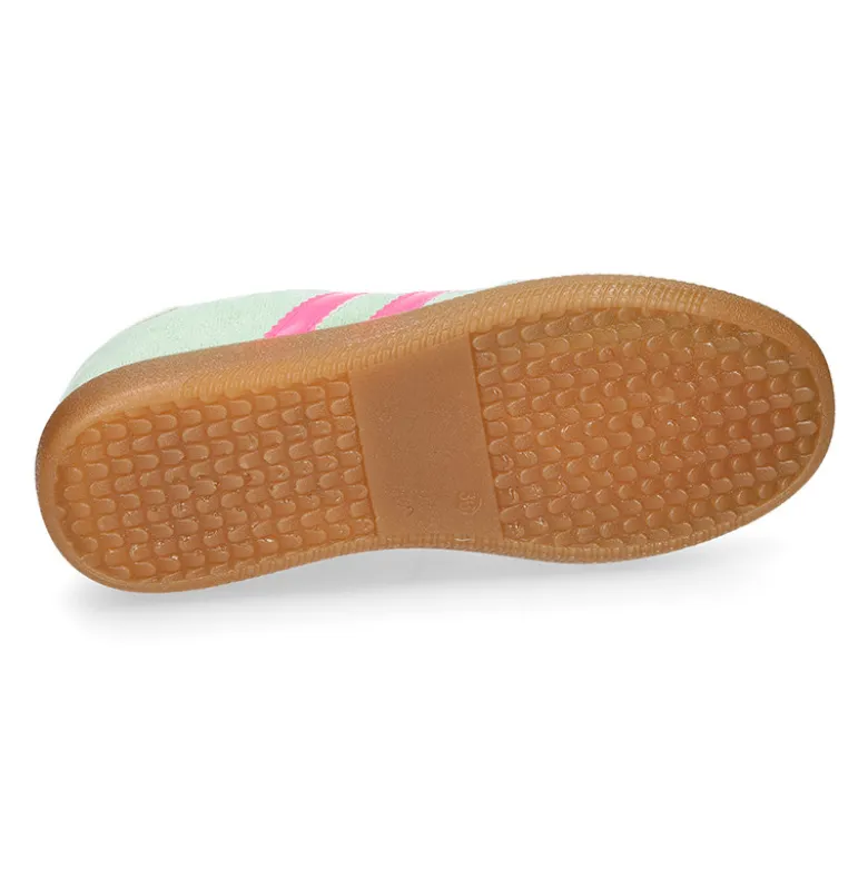 Deportiva moda mujer con cordones en color aguamarina.