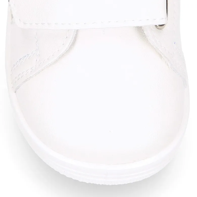 Deportiva niño OKAA FLEX sin cordones en color Blanco.