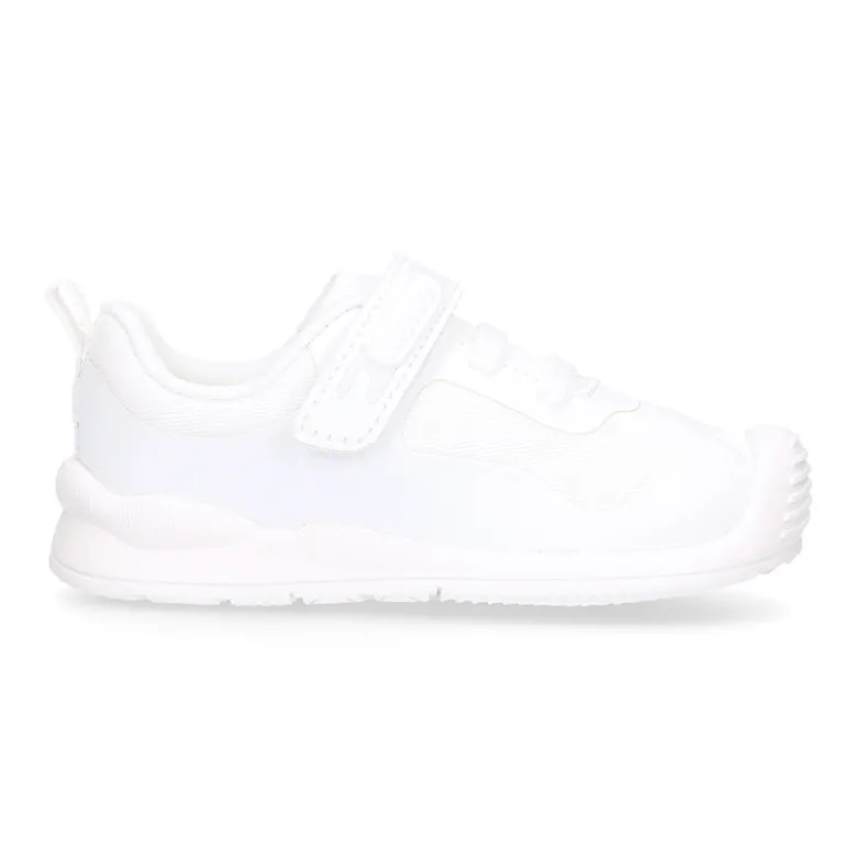 Deportiva niños BAREFOOT Baby free con cordones elásticos.