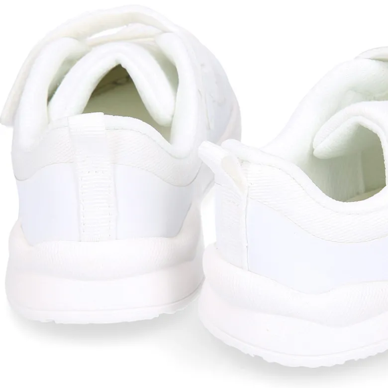 Deportiva niños BAREFOOT Baby free con cordones elásticos.
