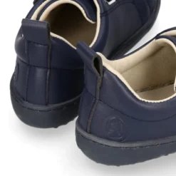Deportiva niños colegial BAREFOOT Okaa Flex sin cordones.