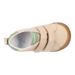 Deportiva niños colegial Blanditos by Crio’s sin cordones en piel marfil.