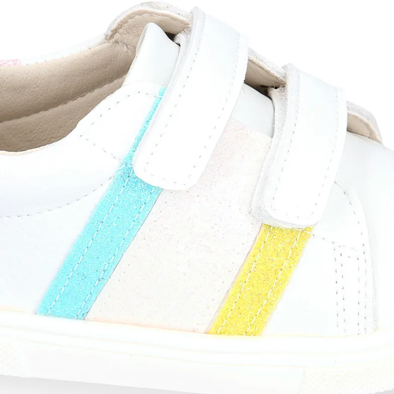 Deportiva niños Okaa Flex rayas laterales de colores. Modelo RESPETUOSO.