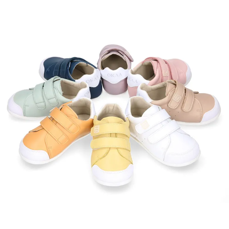 Deportiva niños respetuosa Okaa Flex en piel en colores.