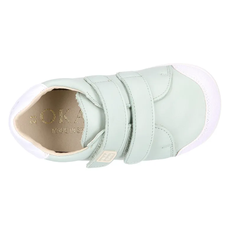 Deportiva niños respetuosa Okaa Flex en piel en colores.
