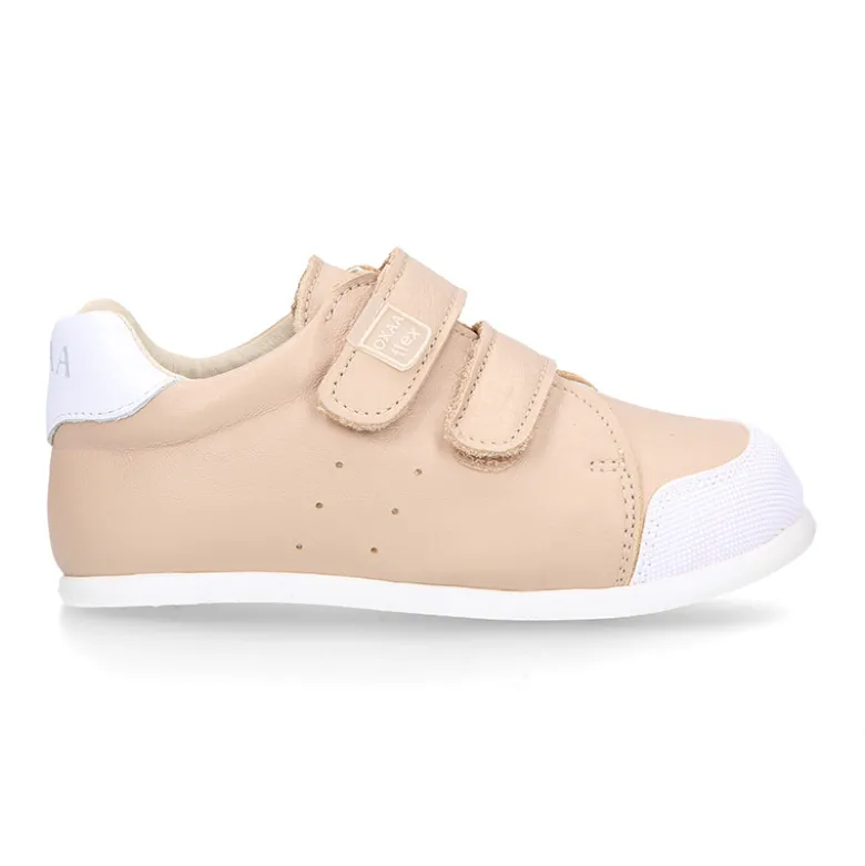 Deportiva niños respetuosa Okaa Flex en piel en colores.