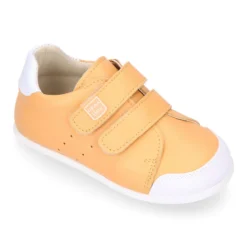Deportiva niños respetuosa Okaa Flex en piel en colores.