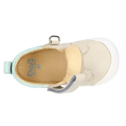 Deportivas botitas respetuosas Blanditos By Crio´s Enzo con elásticos y velcro en piel suave.