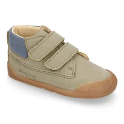 Deportivas niños tipo botitas de Blanditos by Crio´s en piel sin cordones.