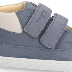 Deportivas niños tipo botitas de Blanditos by Crio´s en piel sin cordones.