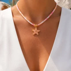 Gargantilla estrella de mar con cordón floral inglés