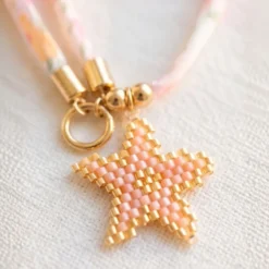 Gargantilla estrella de mar con cordón floral inglés
