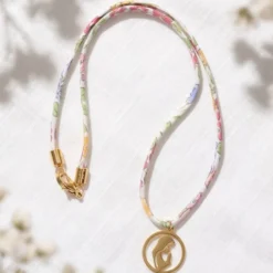 Gargantilla Infantil Virgen - Estampado de flores Inglés