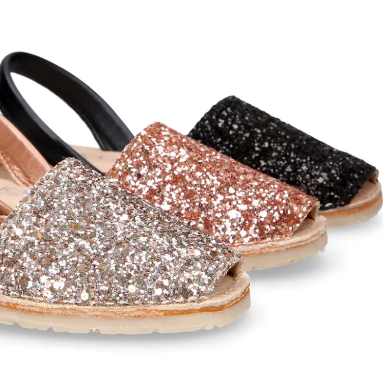 Menorquina niña con tira en piel EXTRA SUAVE con glitter.