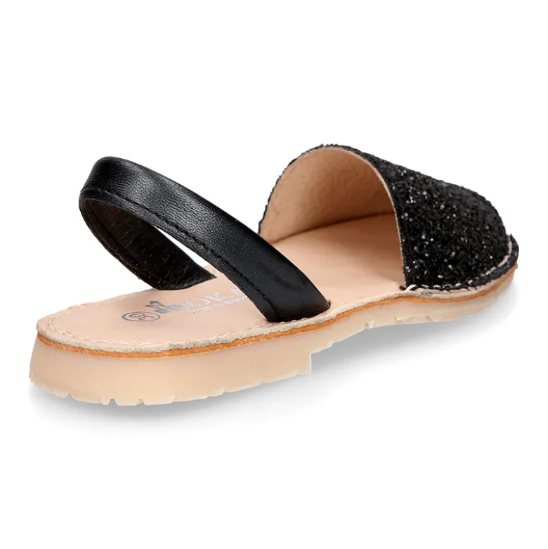 Menorquina niña con tira en piel EXTRA SUAVE con glitter.