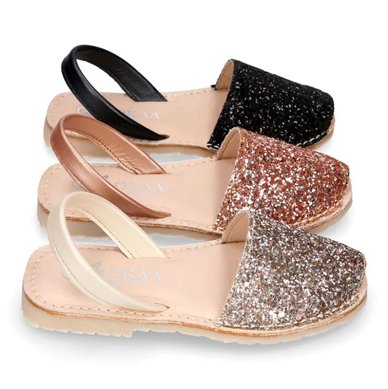 Menorquina niña con tira en piel EXTRA SUAVE con glitter.