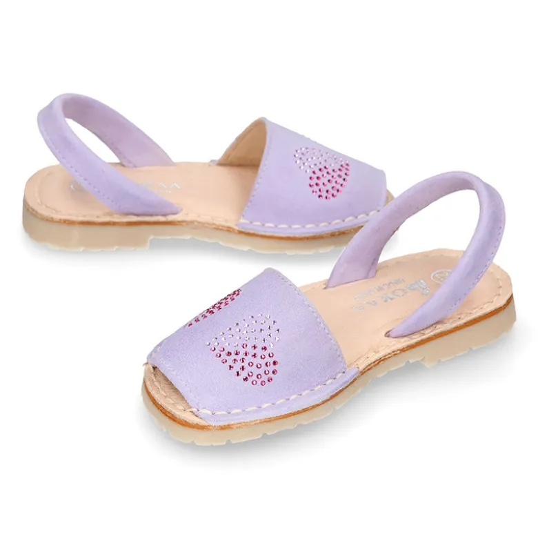 Menorquina niña Tira en piel ante lila con diseño con CORAZONES.