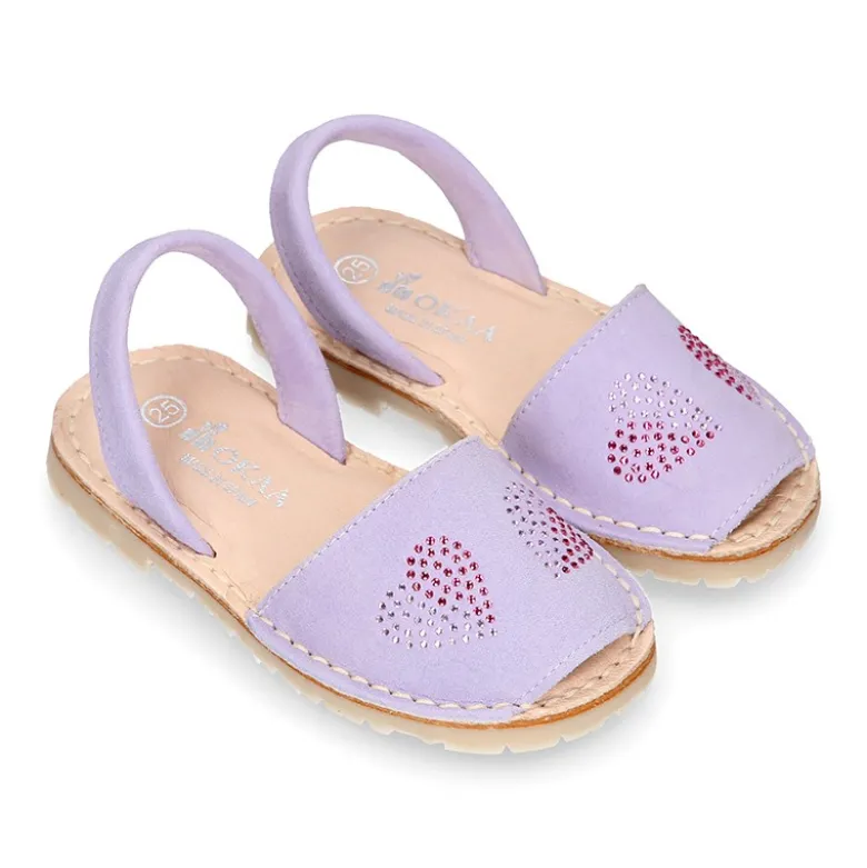 Menorquina niña Tira en piel ante lila con diseño con CORAZONES.