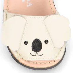 Menorquina niño KOALA en piel suave y suela flexible.