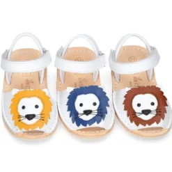 Menorquina niño LEÓN en piel suave y suela flexible.