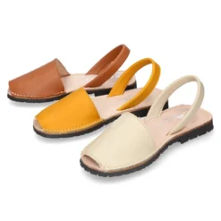 Menorquina niños con tira en piel SUAVE en colores tierra.