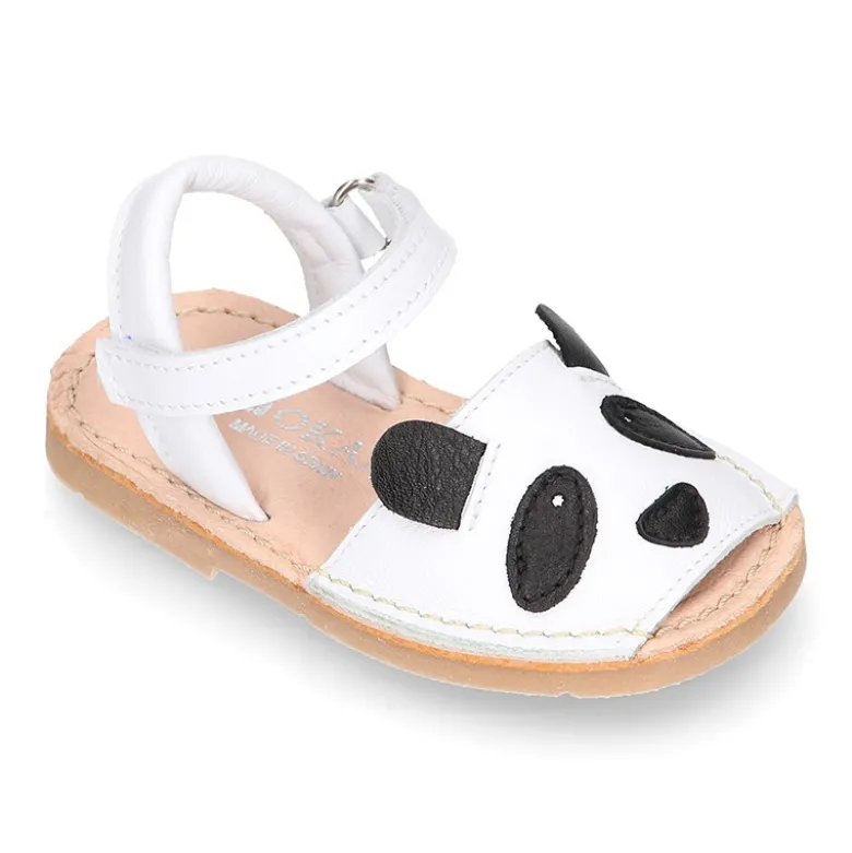 Menorquina OSO PANDA en piel suave y suela flexible.