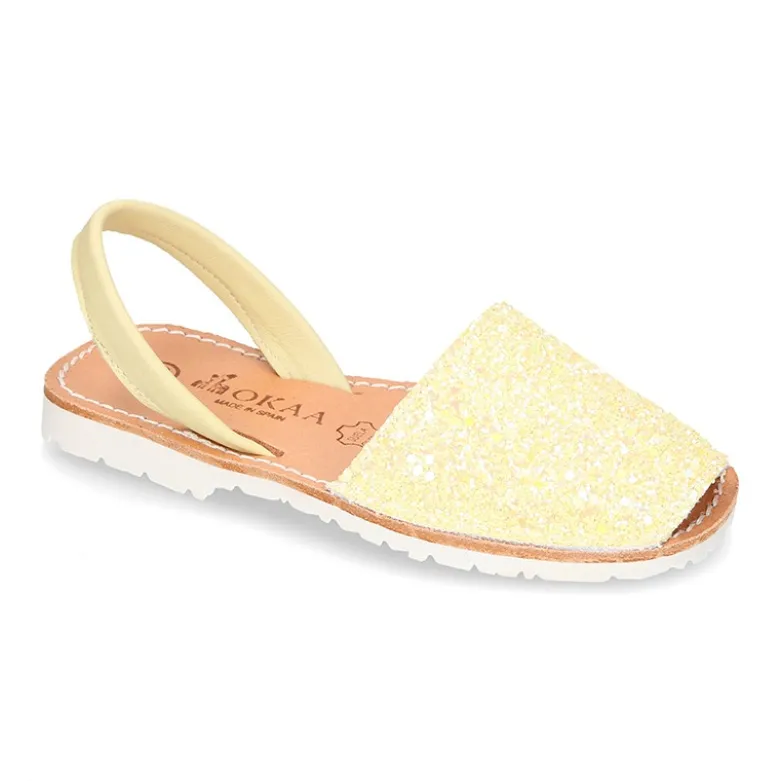 Menorquina tira en piel EXTRA SUAVE con glitter.