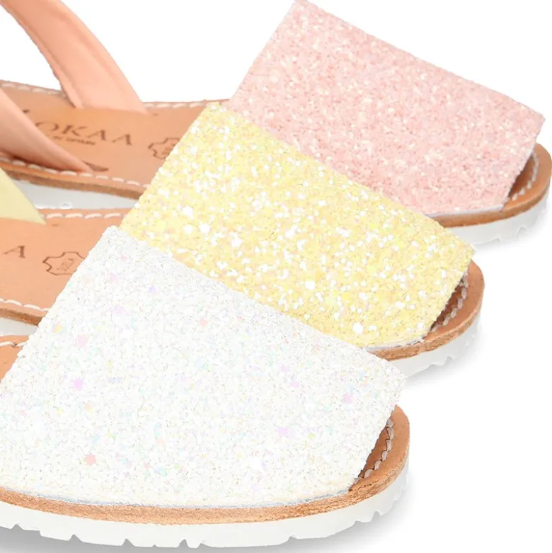 Menorquina tira en piel EXTRA SUAVE con glitter.