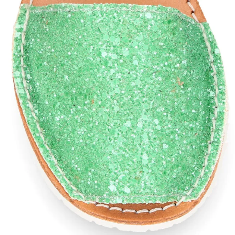 Menorquina tira en piel EXTRA SUAVE con glitter.