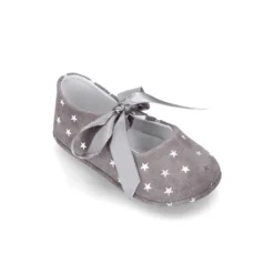 Mercedita bebé con lazo en piel serraje con ESTRELLAS.