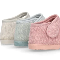 Mercedita bebé niña casa lona punto colores pasteles suela SUPER FLEXIBLE.