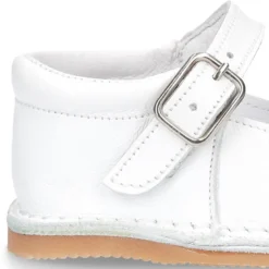 Mercedita bebé niña con hebilla y suela flexible en piel napa.