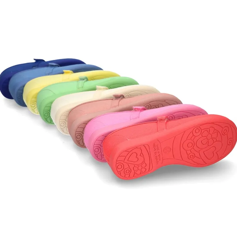 Mercedita básica con cierre adherente en lona algodón NUEVOS COLORES de temporada.