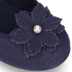 Mercedita con hebilla con flor en LINO.