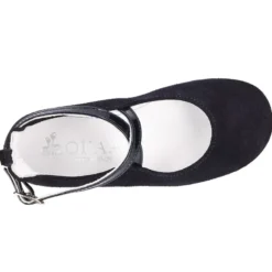 Mercedita con tiras cruzadas en piel serraje con charol.