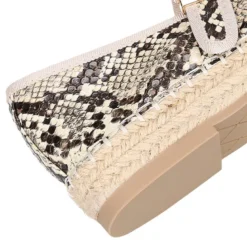Mercedita mujer tipo alpargata con diseño SNAKE