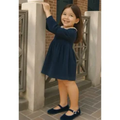 Mercedita niña con hebilla tipo japonesa en TERCIOPELO AZUL MARINO