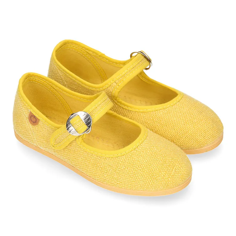 Mercedita niña con hebilla tipo japonesa en LINO AMARILLO.