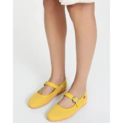 Mercedita niña con hebilla tipo japonesa en LINO AMARILLO.