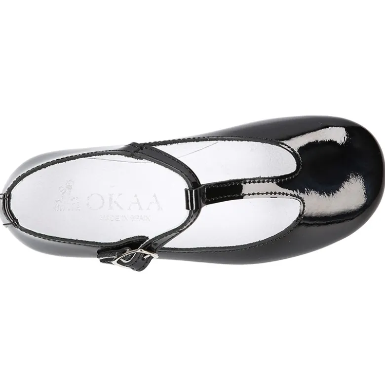 Mercedita niña en forma de T tipo pepito en charol NEGRO.