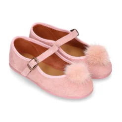 Mercedita niña estilizada en serraje rosa con POMPON.