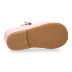 Mercedita niña picados FLOR con hebilla en piel napa suave.