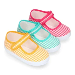 Mercedita niña tipo bamba en lona VICHY con cierre adherente.