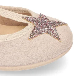 Merceditas en forma de T con elástico y ESTRELLAS en Serratex.